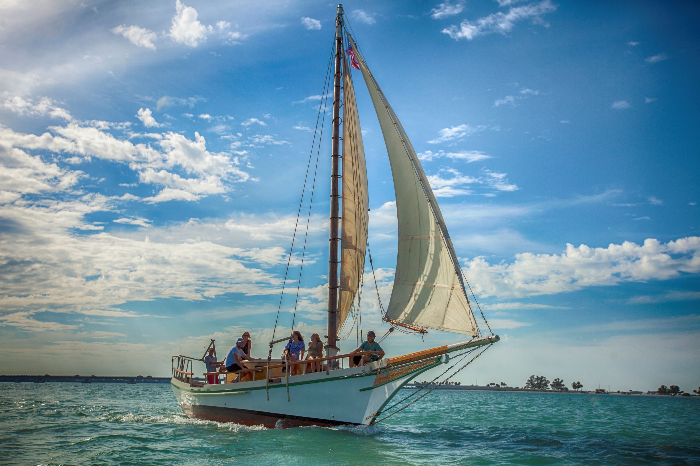 sail boat cruise boston